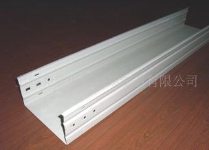 什么样的标准才算的上全封闭桥架？