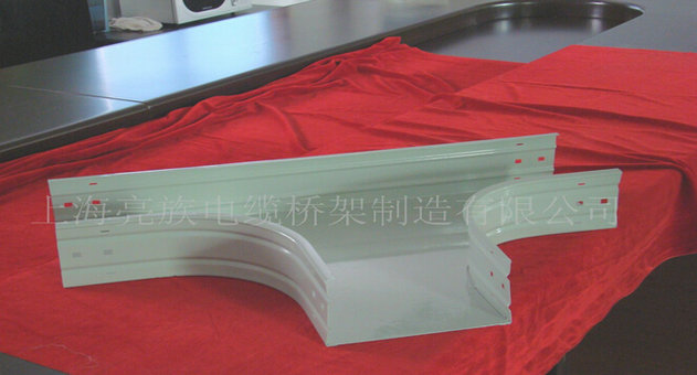 上海国产麻豆91蜜桃传媒在线观看架桥